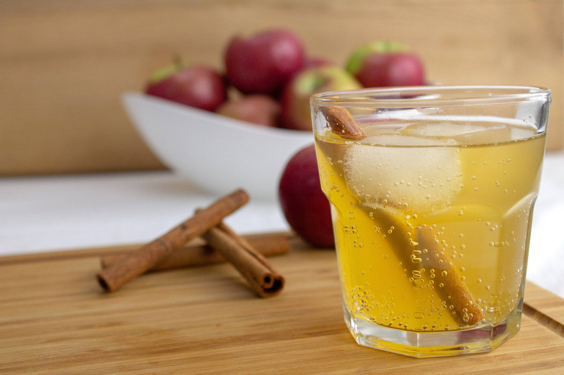 Thanksgiving Sparkling Cinnamon Apple Cider